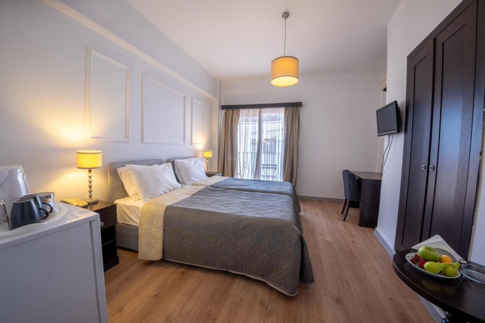 Kyrenia British Harbour Hotel Dış mekan fotoğraf